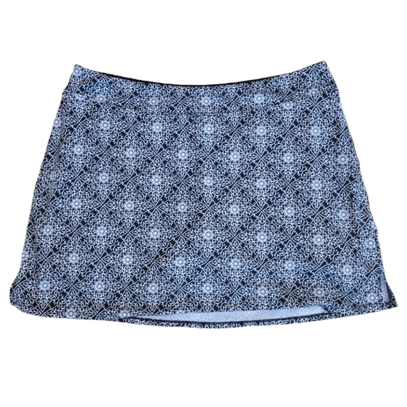 Tranquility by Colorado Clothing Athletic Skort Size XL - Picture 2 of 4